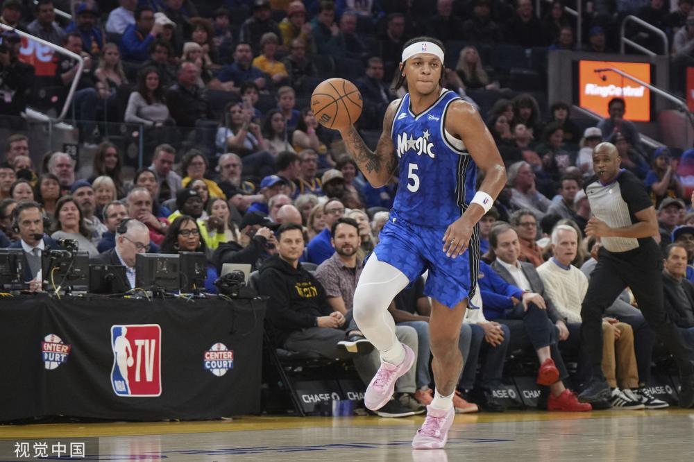 国足防线几 国足防线几