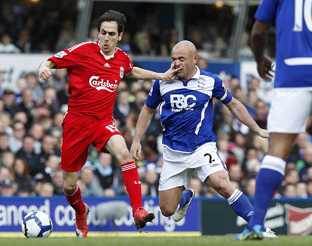 队紧密相连 队紧密相连