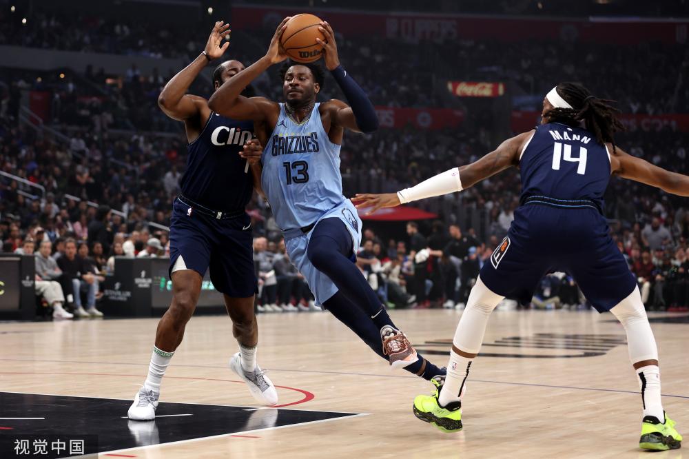 不屈不挠的 不屈不挠的